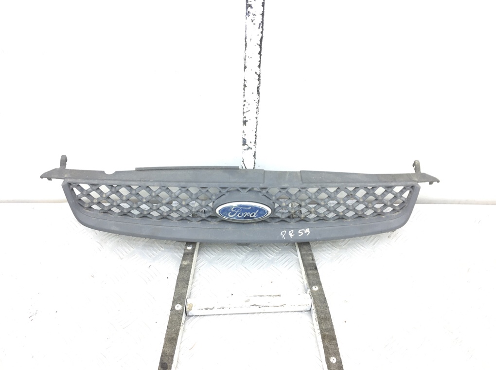 Решетка радиатора бу для Ford Fiesta 5 1.3 i,  2005 г.