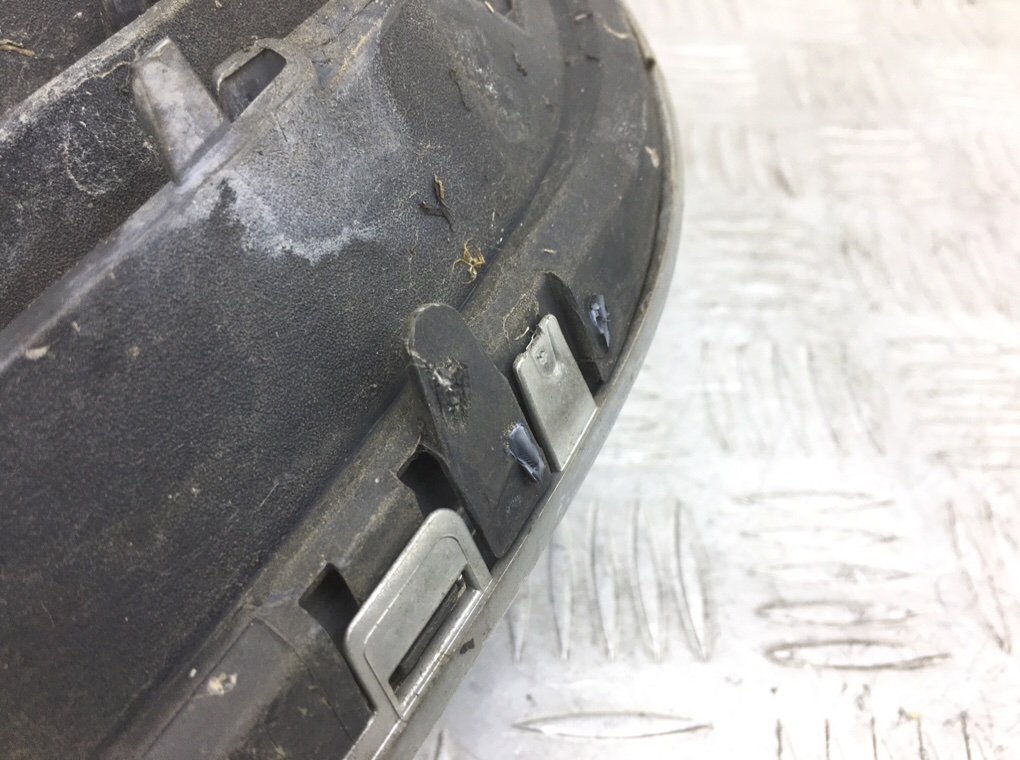 Решетка радиатора бу для Opel Zafira B 1.9 CDTi, 2008 г. Решетка радиатора бу для Opel Zafira B 1.9 CDTi, 2008 г.