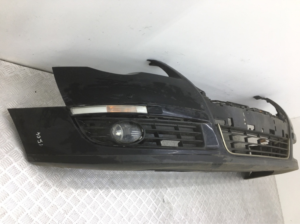 Бампер передний бу для Volkswagen Passat B6 2.0 TDi,  2007 г.