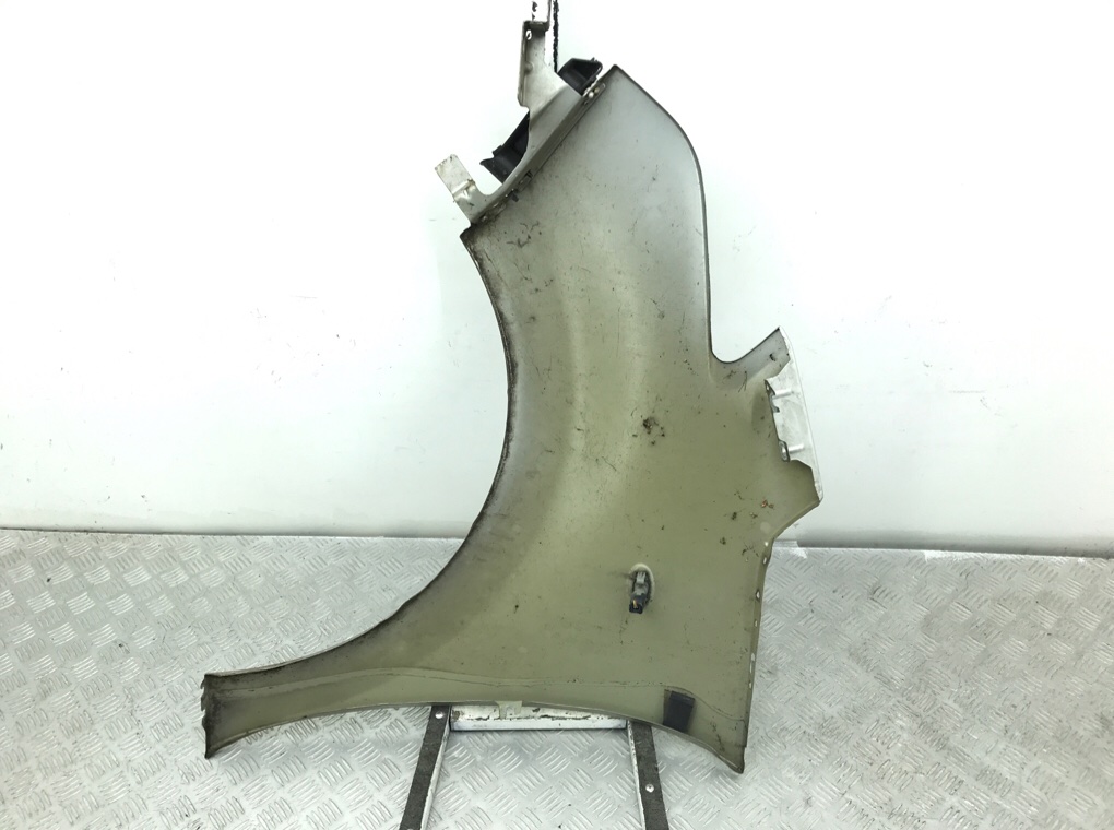 Крыло переднее правое бу для Citroen C3 Picasso  1.6 HDi,  2012 г.