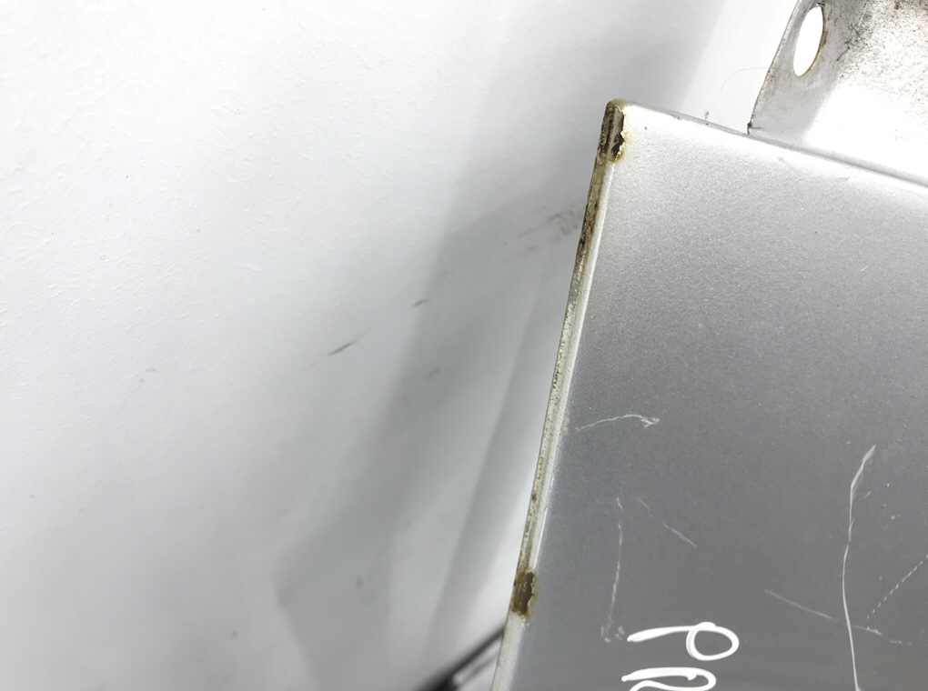 Крыло переднее правое бу для Suzuki Alto 1.0 i, 2014 г. Крыло переднее правое бу для Suzuki Alto 1.0 i, 2014 г.