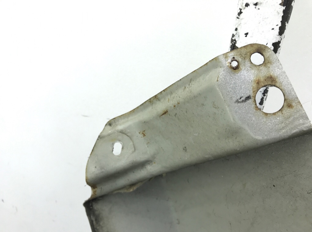 Крыло переднее правое бу для Suzuki Alto 1.0 i, 2014 г. Крыло переднее правое бу для Suzuki Alto 1.0 i, 2014 г.