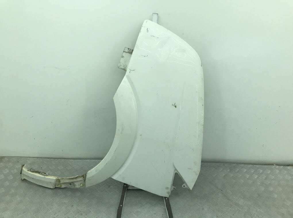 Крыло переднее левое бу для Volkswagen Crafter 2.0 TDi, 2014 г.