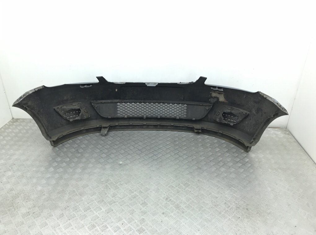 Бампер передний бу для Ford Fiesta 5 1.3 i,  2006 г.
