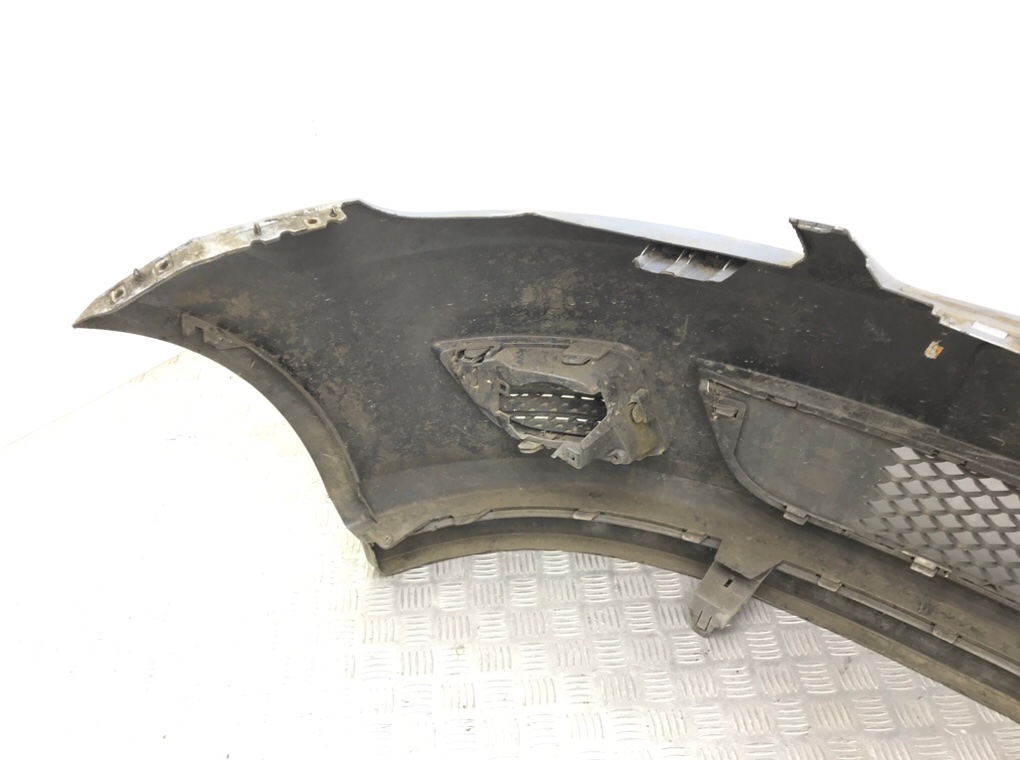 Бампер передний бу для Ford Fiesta 5 1.3 i,  2006 г.