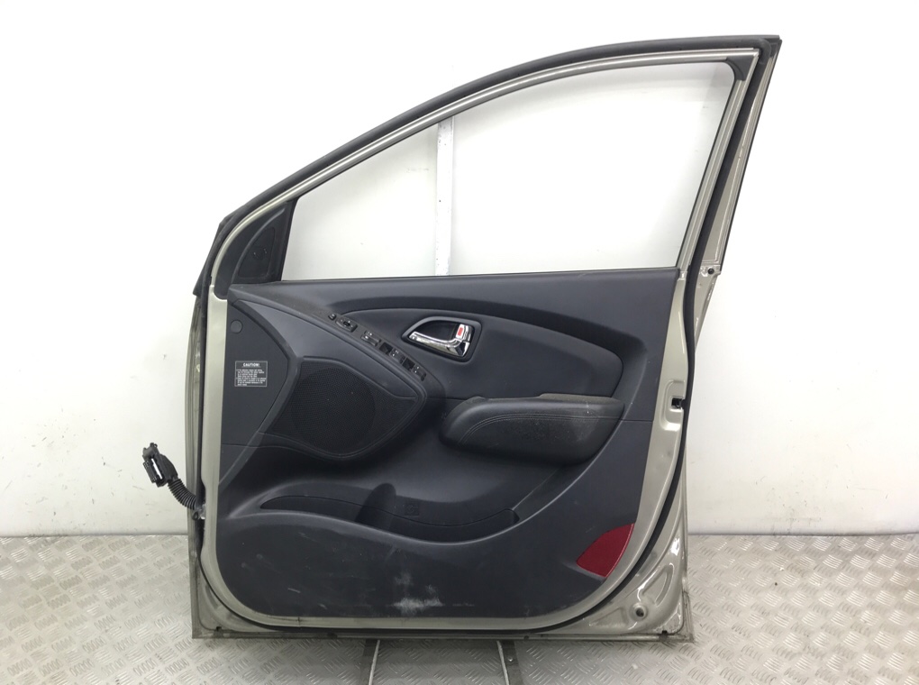 Дверь передняя правая бу для Hyundai ix35  2.0 CRDi,  2010 г.