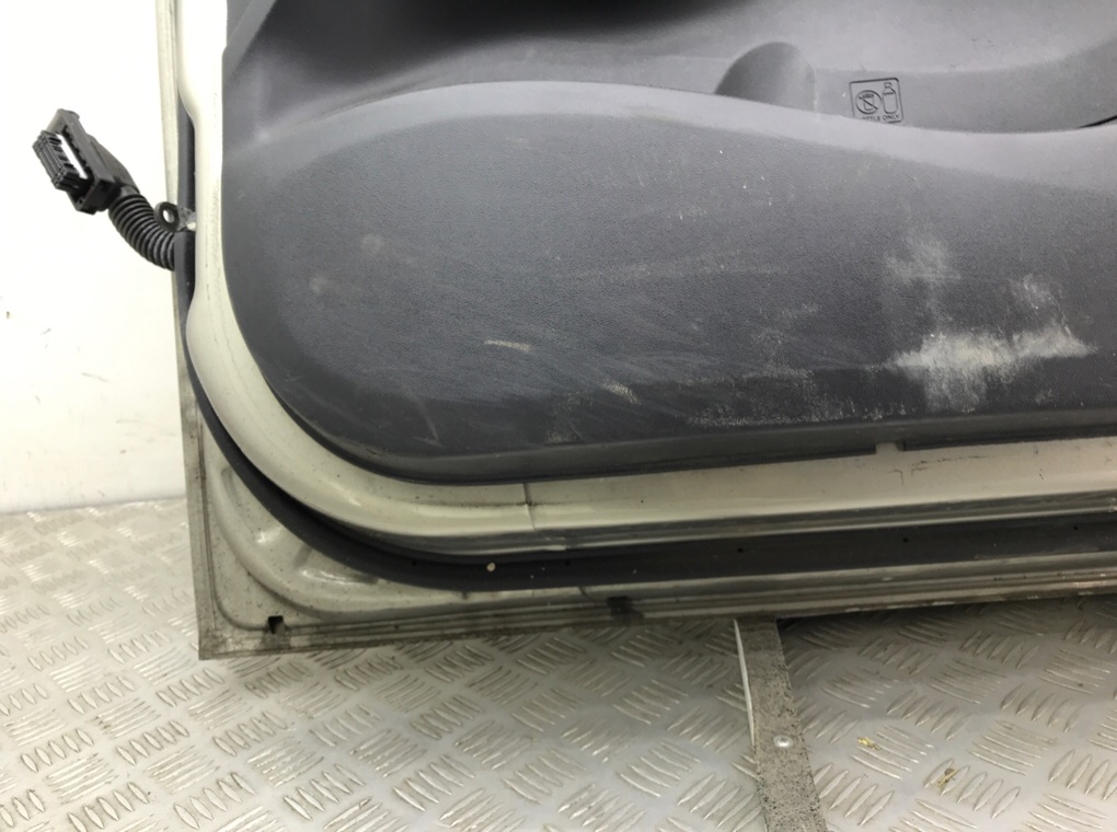 Дверь передняя правая бу для Hyundai ix35  2.0 CRDi,  2010 г.