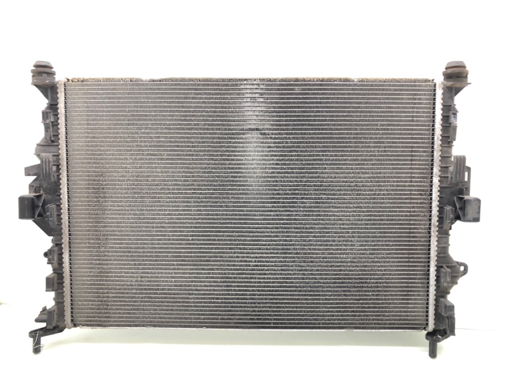 Радиатор (основной) бу для Ford Focus 3 1.6 Ti, 2012 г.