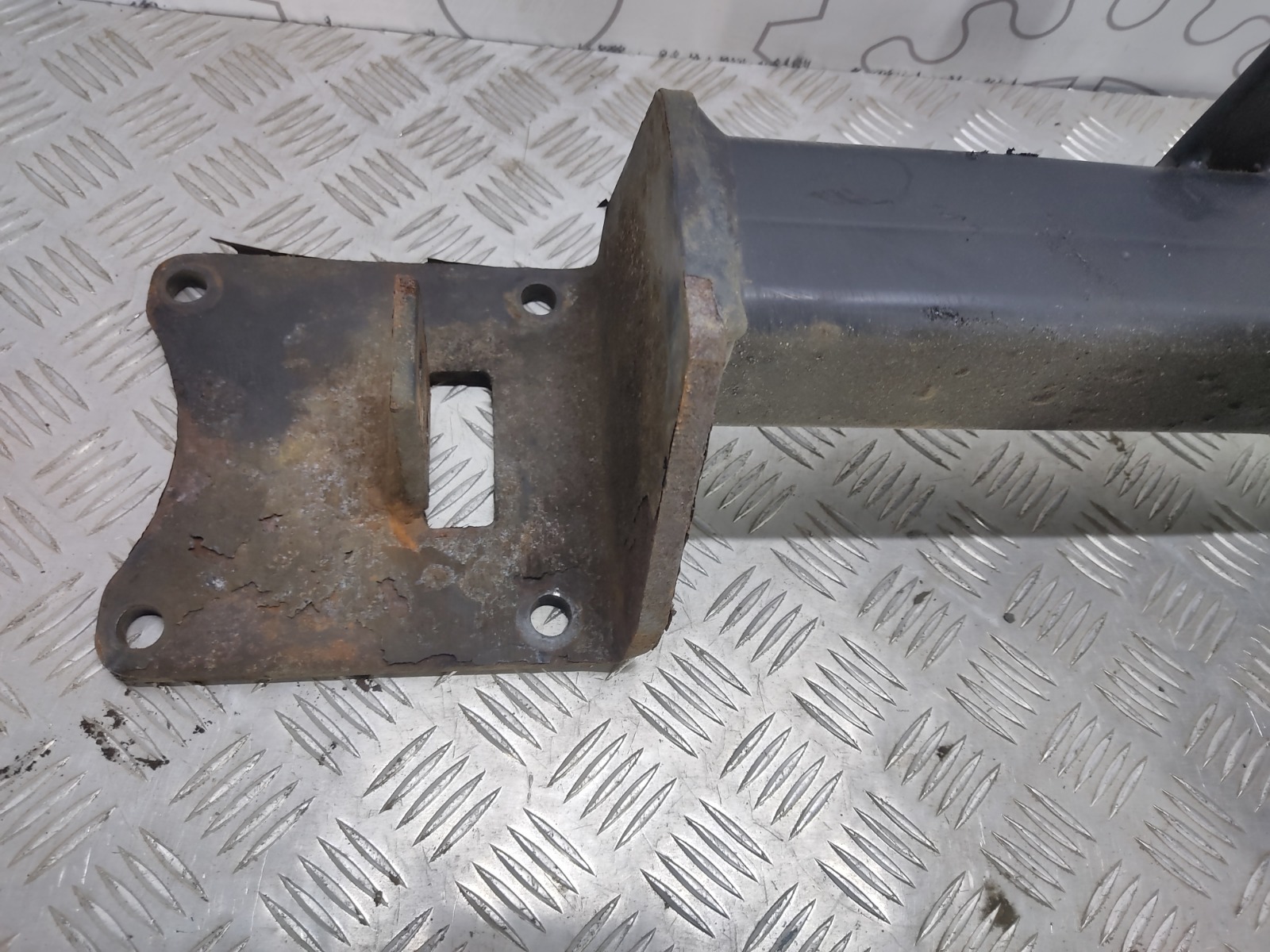 Прицепное устройство (фаркоп) бу для Mercedes ML W164 3.0 CDi,  2006 г.