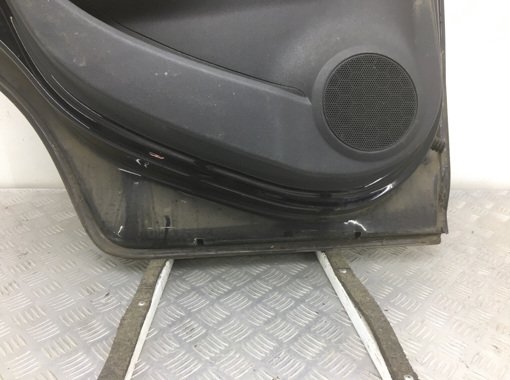 Дверь задняя левая бу для Opel Corsa D 1.2 i,  2011 г.
