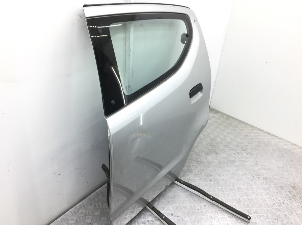 Дверь задняя левая бу для Suzuki Alto  1.0 i,  2014 г.