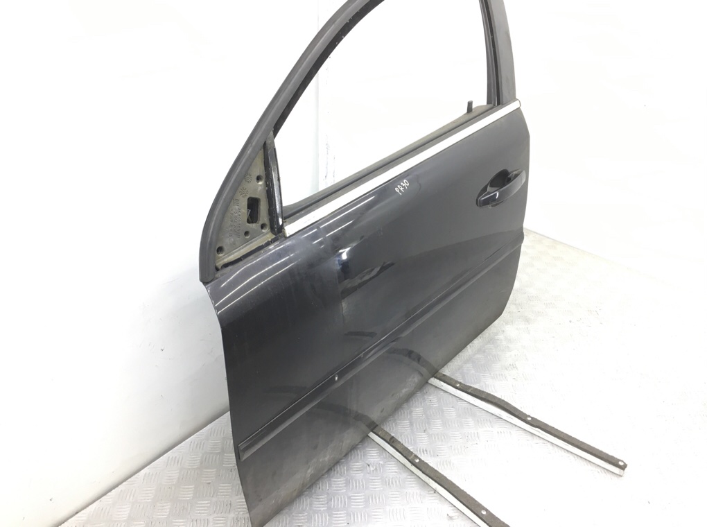 Дверь передняя левая бу для Opel Vectra C 1.9 CDTi,  2008 г.