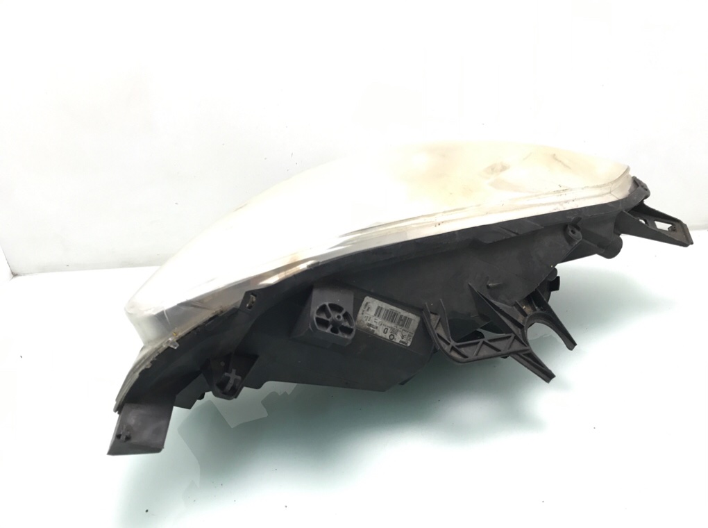 Фара правая бу для Peugeot Partner 2 1.6 HDi,  2012 г.