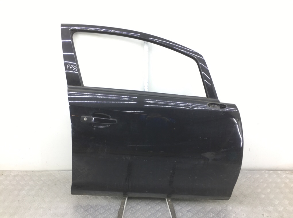 Дверь передняя правая бу для Opel Corsa D 1.2 i, 2011 г.
