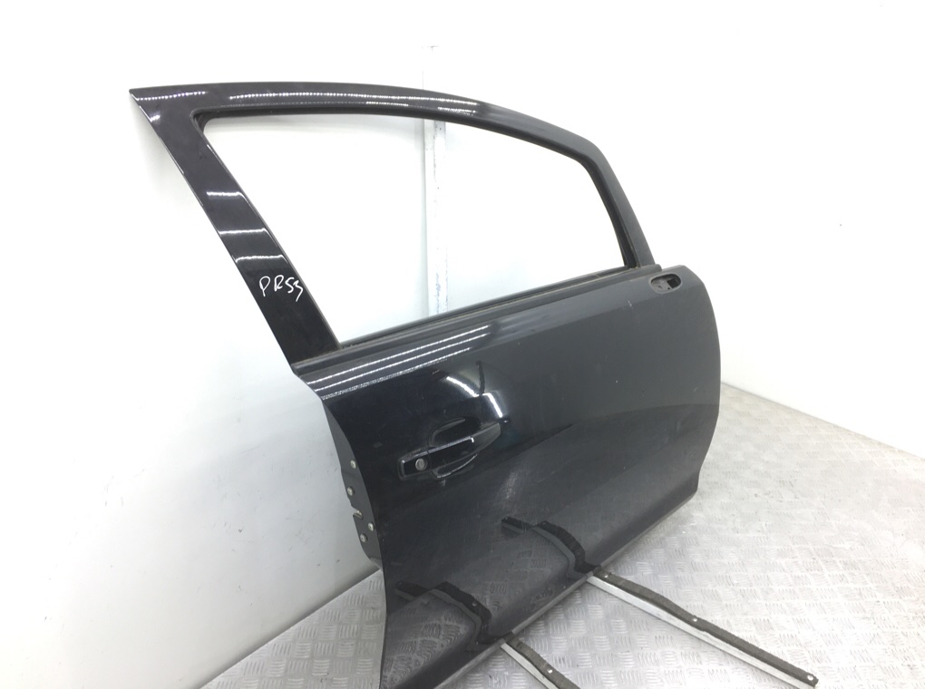 Дверь передняя правая бу для Opel Corsa D 1.2 i,  2011 г.