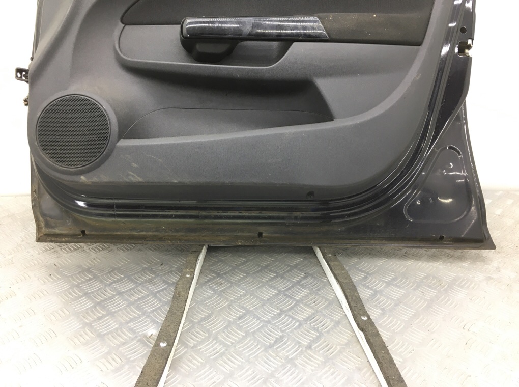Дверь передняя правая бу для Opel Corsa D 1.2 i,  2011 г.