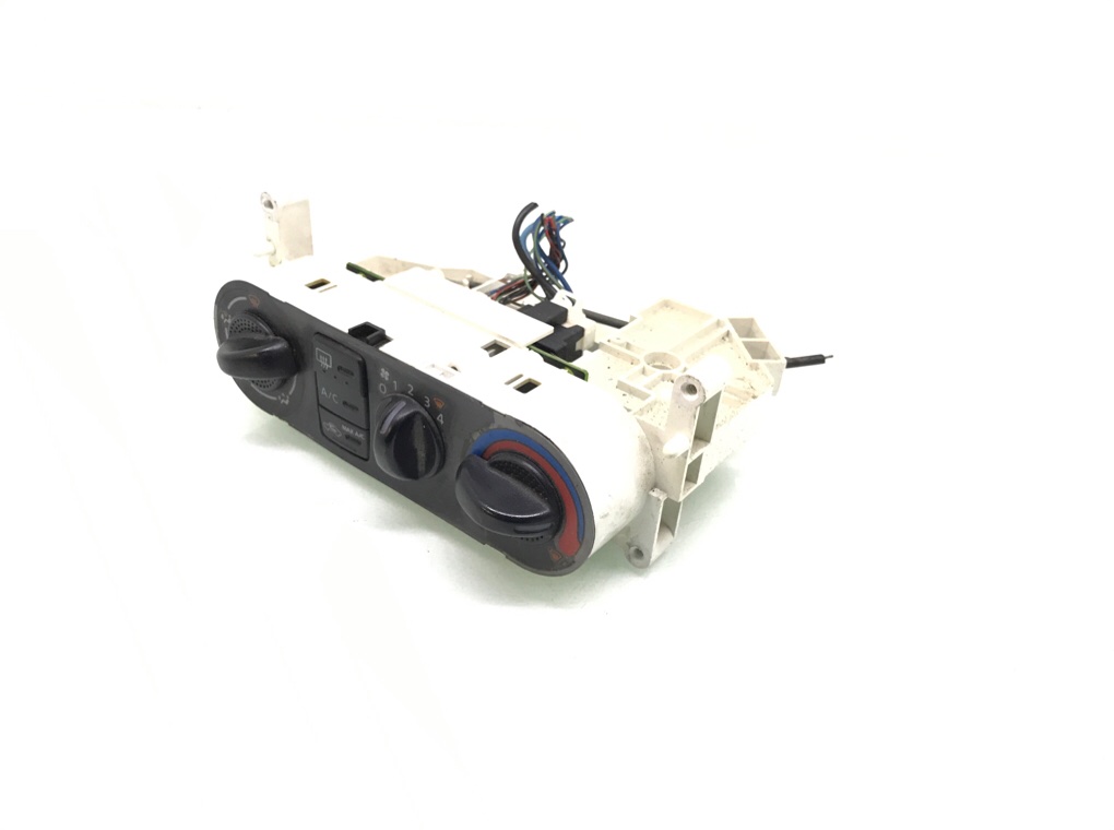 Блок управления печки/климат-контроля бу для Nissan Almera N16 1.5 i, 2003 г. Блок управления печки/климат-контроля бу для Nissan Almera N16 1.5 i, 2003 г.