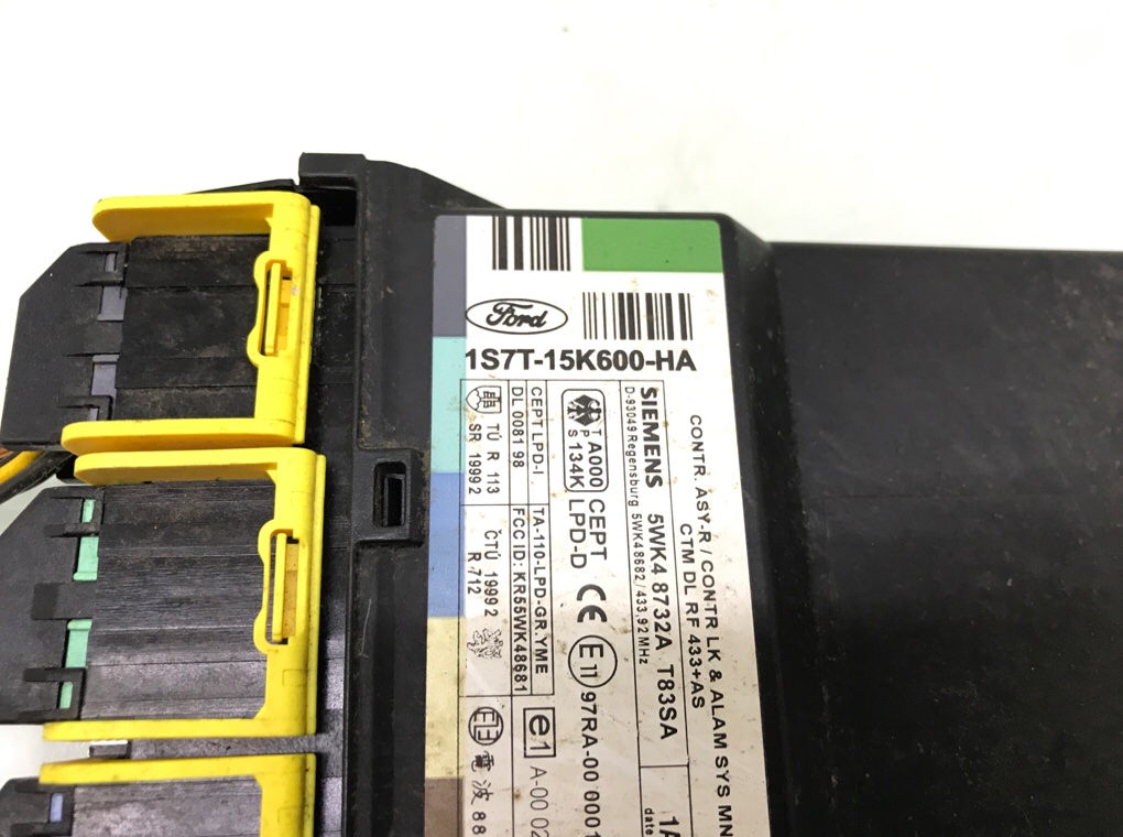 Блок комфорта бу для Ford Mondeo 3 2.5 i,  2001 г.