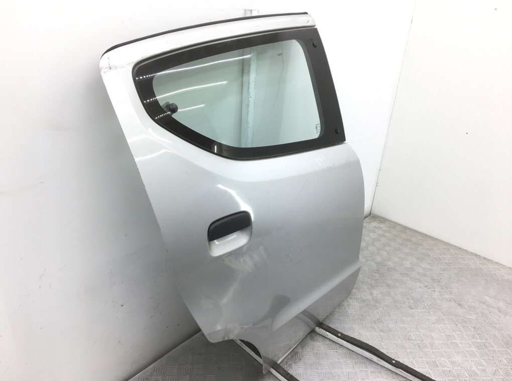 Дверь задняя правая бу для Suzuki Alto  1.0 i,  2014 г.