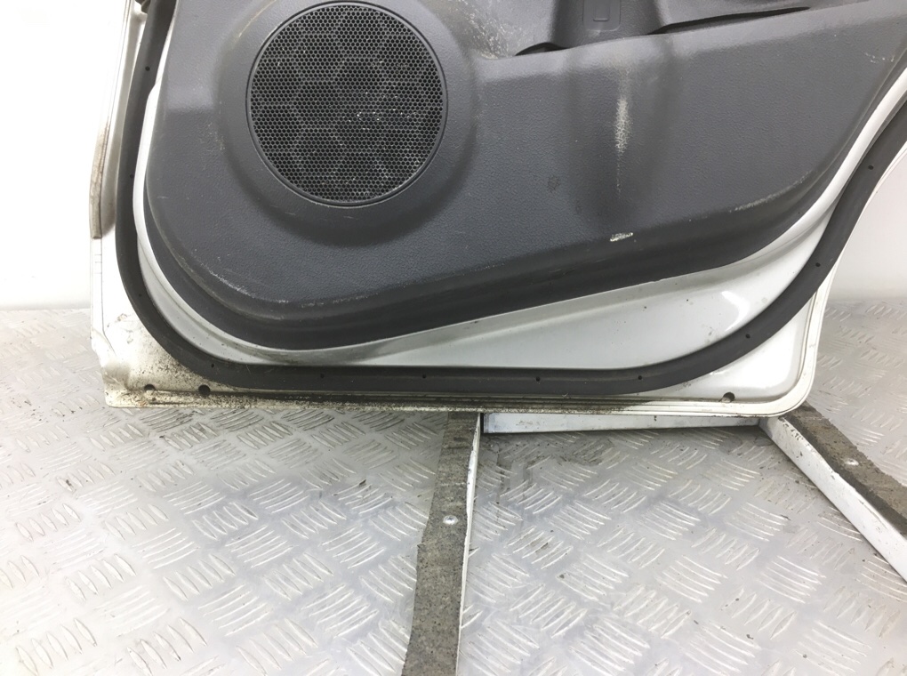 Дверь задняя правая бу для Suzuki Alto  1.0 i,  2014 г.