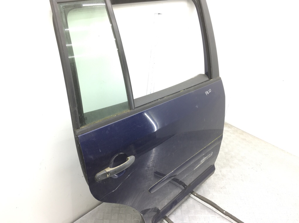 Дверь задняя правая бу для Volkswagen Touran  1.6 i,  2006 г.