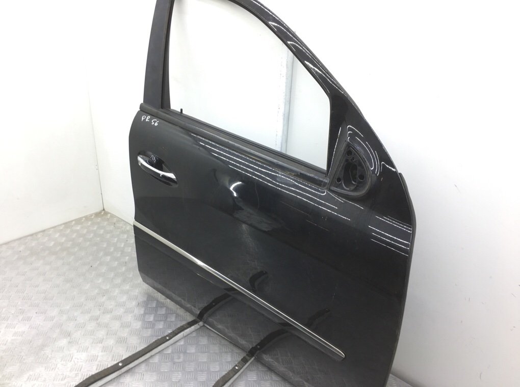 Дверь передняя правая бу для Mercedes ML W164 3.0 CDi,  2007 г.