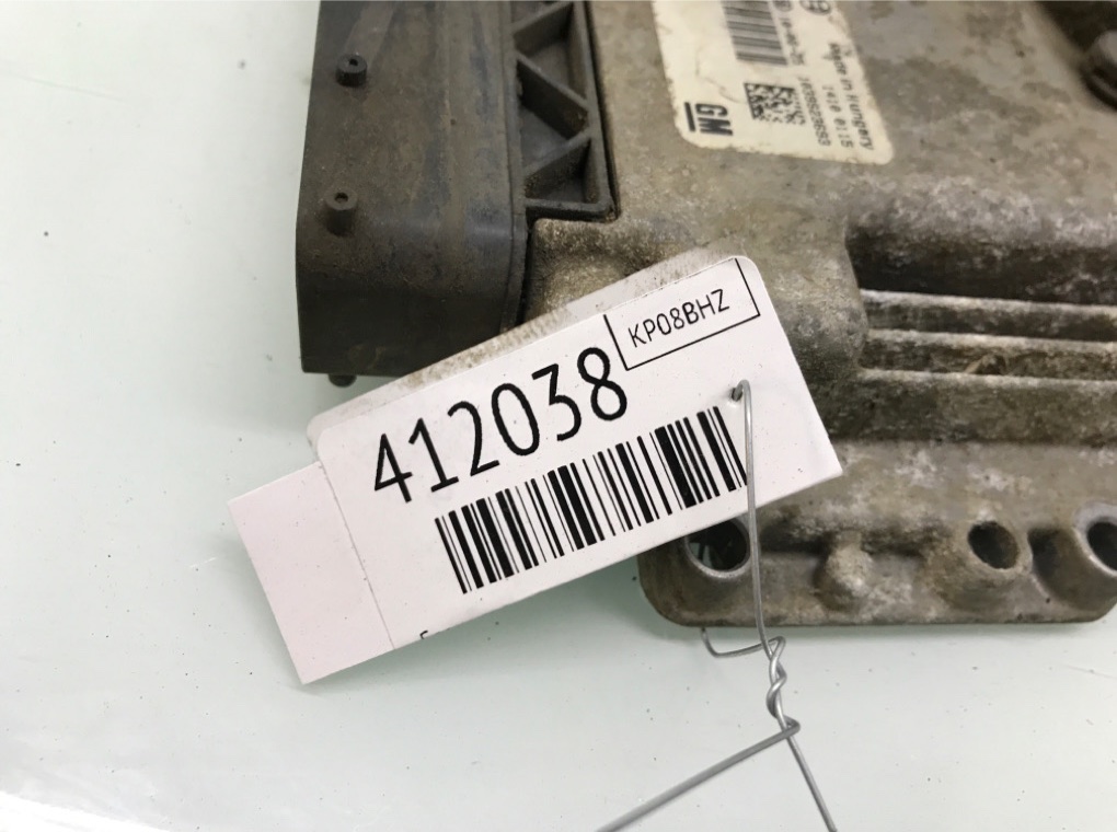Блок управления двигателем бу для Opel Zafira B 1.9 CDTi,  2008 г.