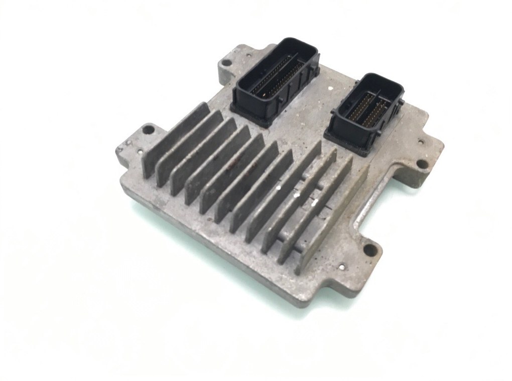 Блок управления двигателем бу для Opel Corsa D 1.0 i,  2008 г.