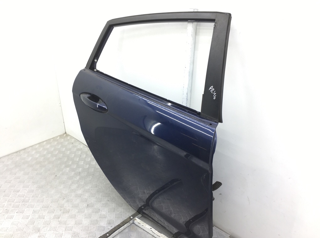 Дверь задняя правая бу для Ford Fiesta 6 1.4 TDCI,  2011 г.