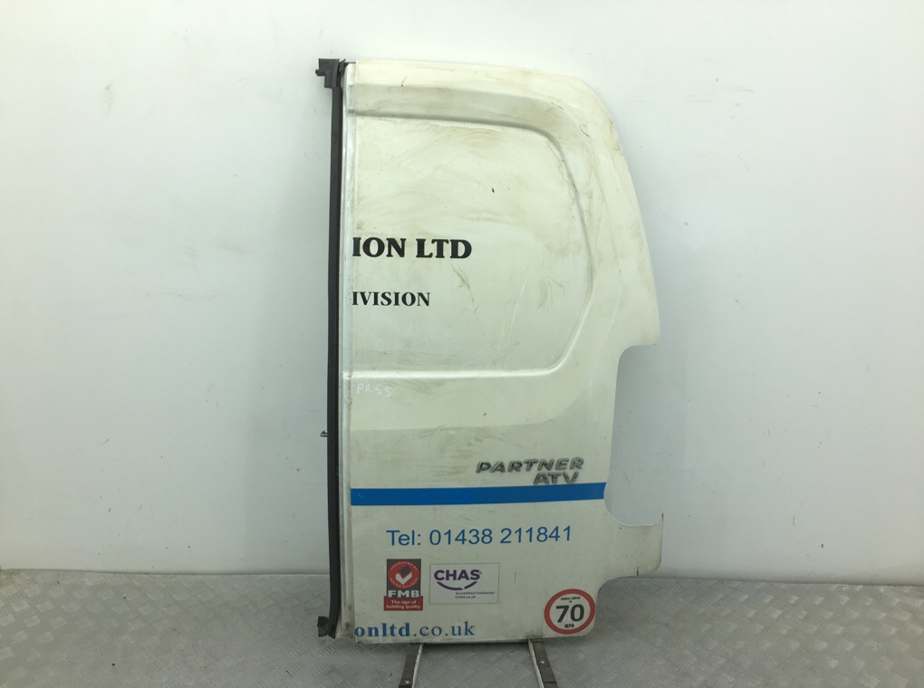 Дверь задняя распашная правая бу для Peugeot Partner 2 1.6 HDi, 2012 г.