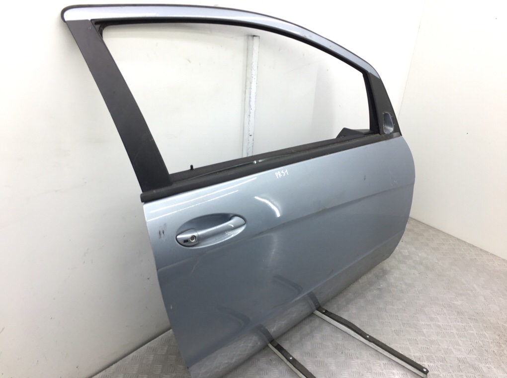 Дверь передняя правая бу для Mercedes A W169 1.5 i,  2009 г.
