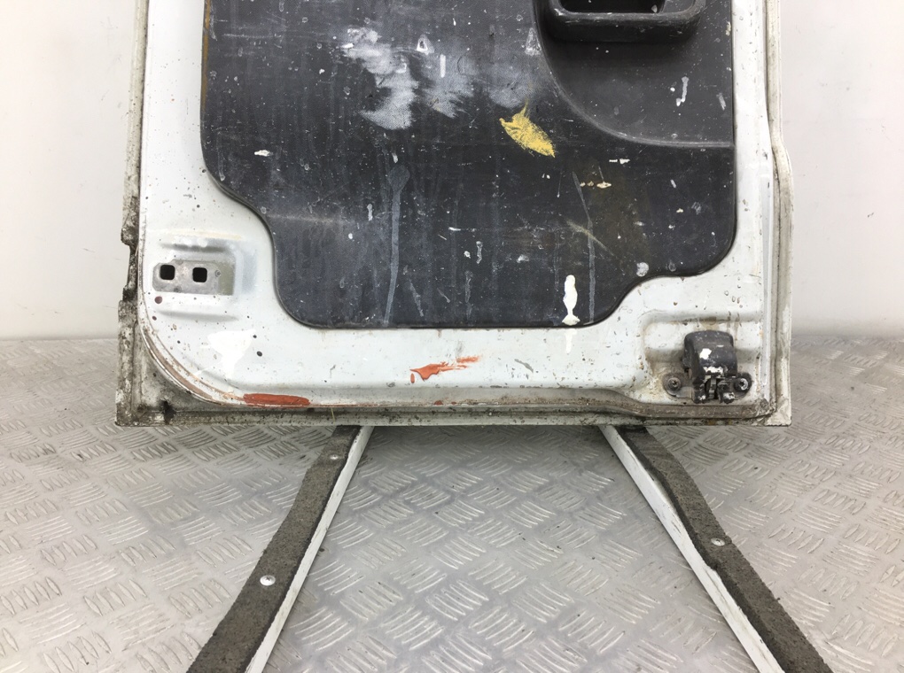 Дверь задняя распашная правая бу для Opel Combo C 1.3 CDTi,  2007 г.