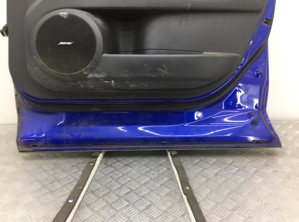 Дверь передняя правая бу для Mazda CX-7 2.3 i, 2008 г. Дверь передняя правая бу для Mazda CX-7 2.3 i, 2008 г.