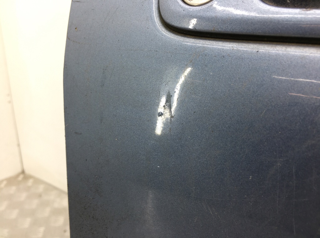 Дверь передняя правая бу для Peugeot 406  2.0 HDi,  2004 г.