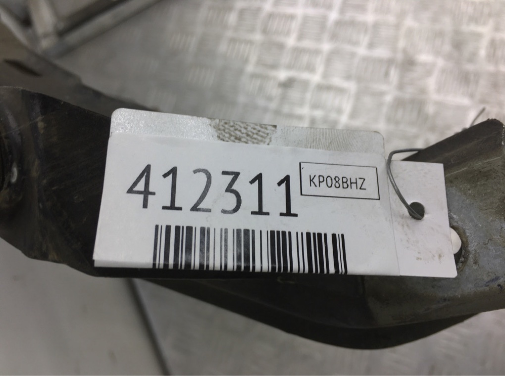 Панель передняя (телевизор) бу для Opel Zafira B 1.9 CDTi,  2008 г.
