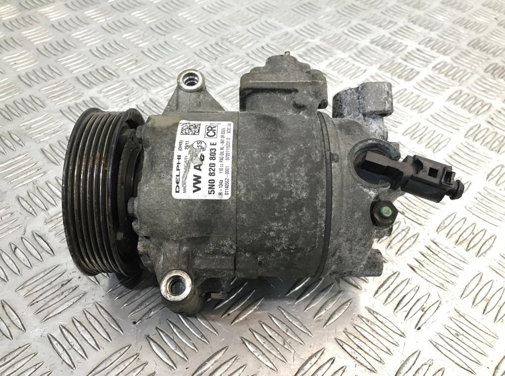 Компрессор кондиционера бу для Volkswagen Passat B7 1.6 TDi,  2011 г.