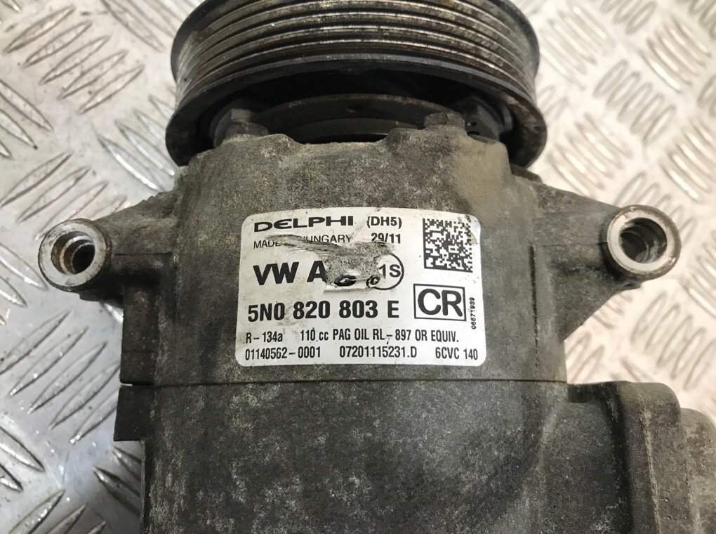 Компрессор кондиционера бу для Volkswagen Passat B7 1.6 TDi,  2011 г.