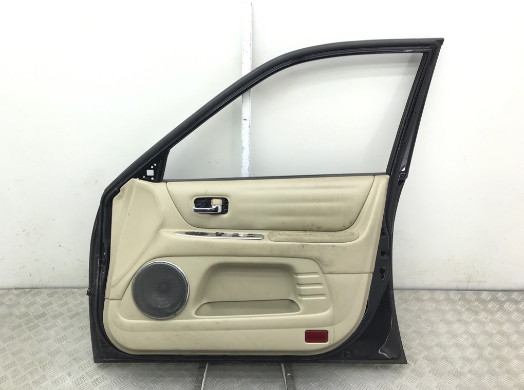 Дверь передняя правая бу для Lexus IS 1 2.0 i,  2005 г.