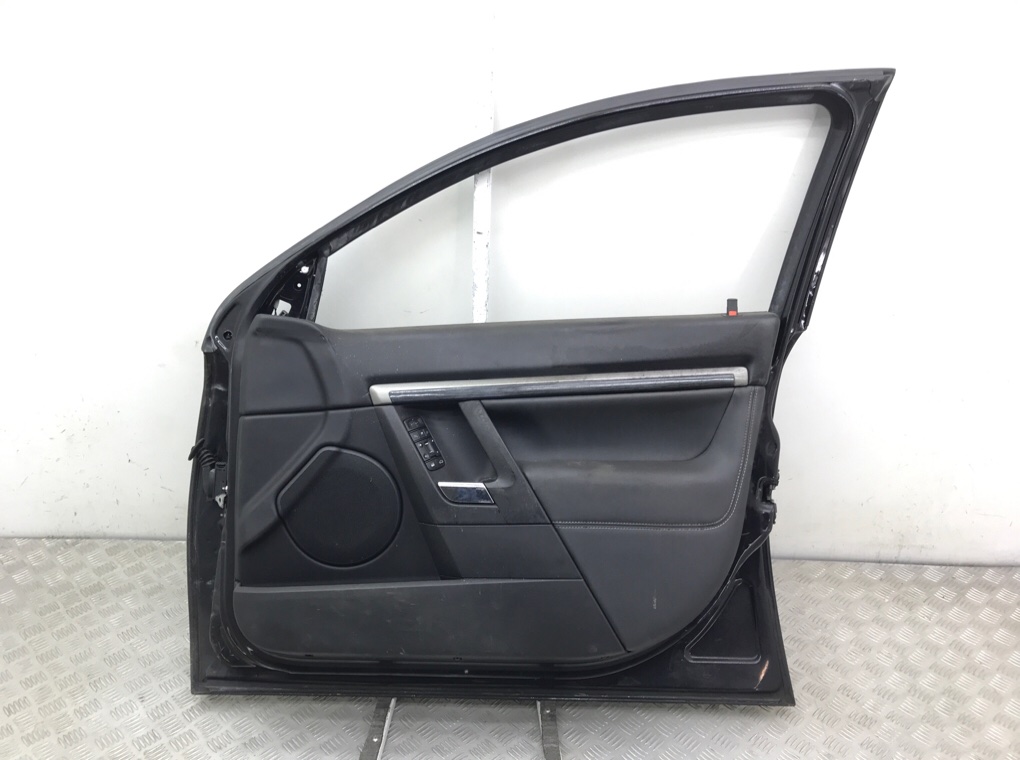 Дверь передняя правая бу для Opel Vectra C 1.9 CDTi,  2008 г.
