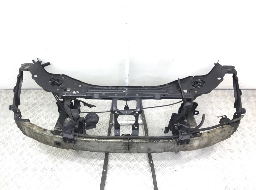 Панель передняя (телевизор) бу для Mercedes E W211 3.2 CDi, 2002 г. Панель передняя (телевизор) бу для Mercedes E W211 3.2 CDi, 2002 г.