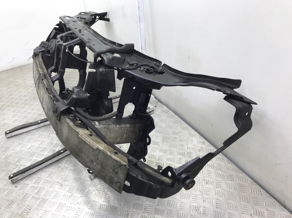 Панель передняя (телевизор) бу для Mercedes E W211 3.2 CDi, 2002 г. Панель передняя (телевизор) бу для Mercedes E W211 3.2 CDi, 2002 г.