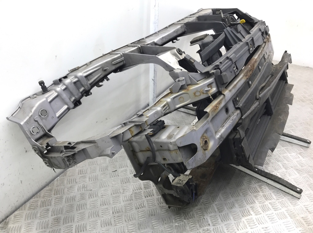 Панель передняя (телевизор) бу для Ford Mondeo 4 2.0 TDCi,  2010 г.