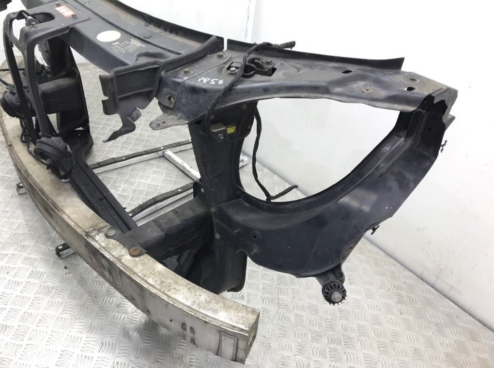 Панель передняя (телевизор) бу для Mercedes ML W164 3.0 CDi,  2007 г.