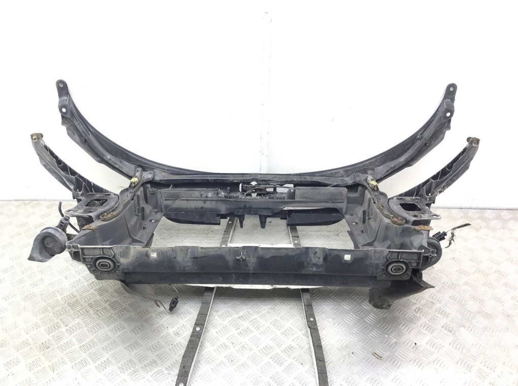 Панель передняя (телевизор) бу для Audi A3 8P 1.6 i,  2005 г.