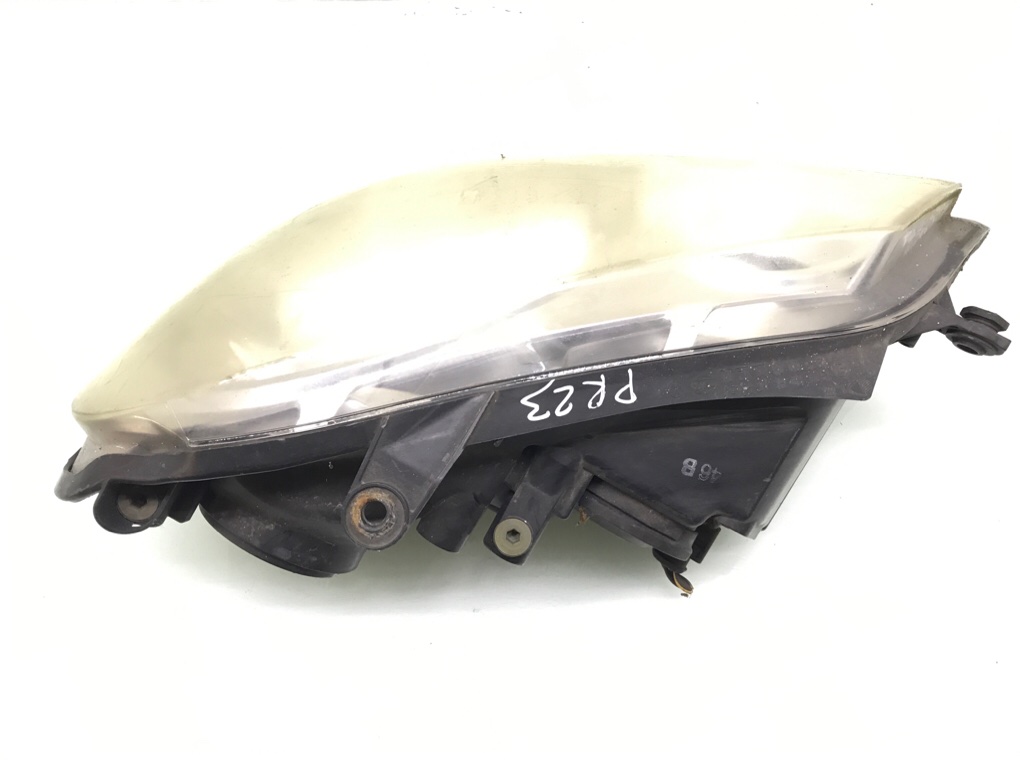 Фара левая бу для Volkswagen Polo 4 1.2 i,  2006 г.