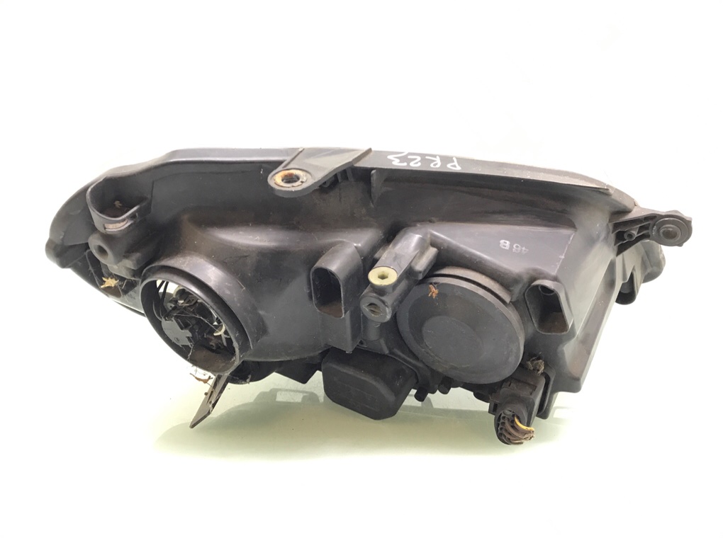 Фара левая бу для Volkswagen Polo 4 1.2 i,  2006 г.