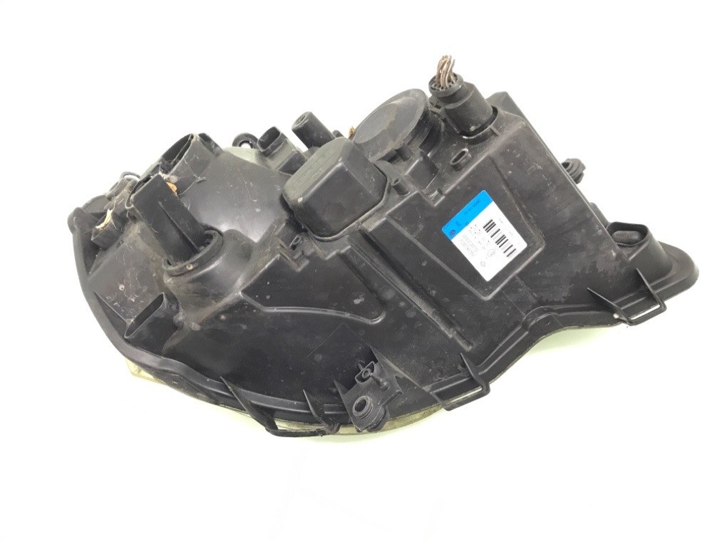 Фара левая бу для Volkswagen Polo 4 1.2 i,  2006 г.