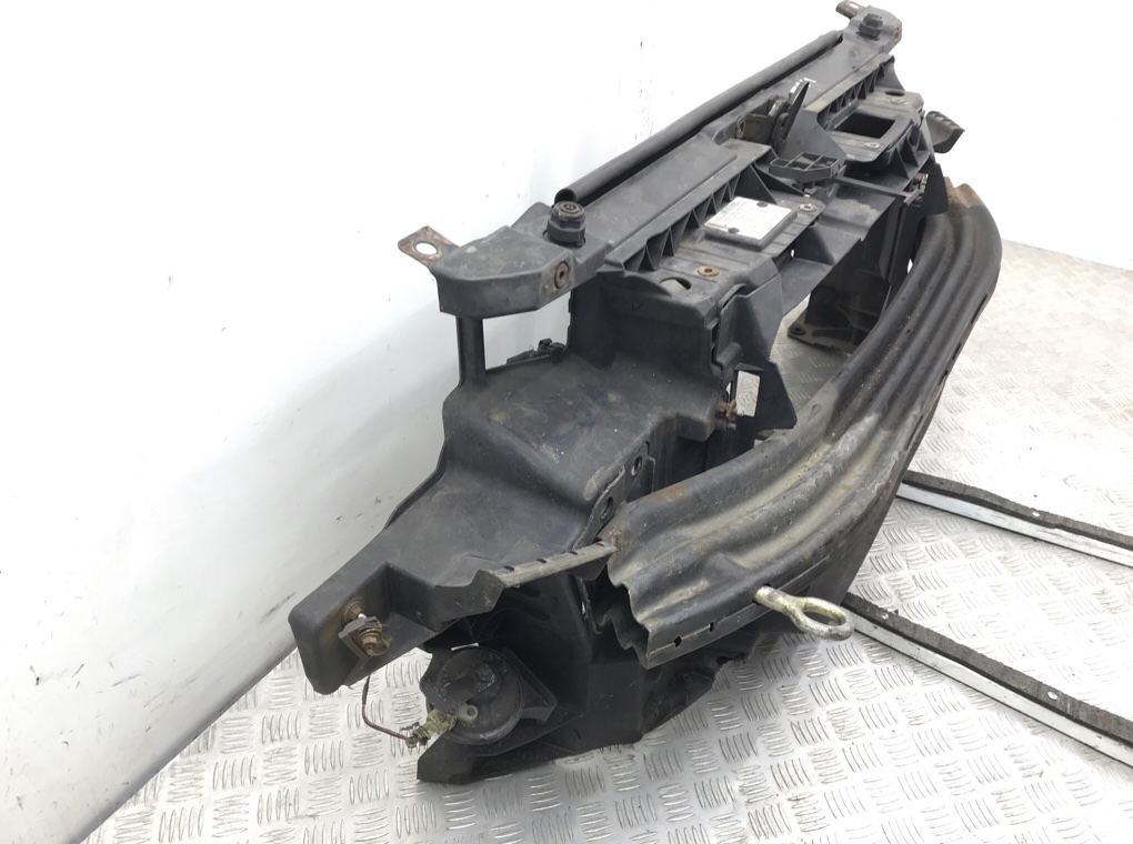 Панель передняя (телевизор) бу для Fiat Stilo  1.9 JTD,  2002 г.