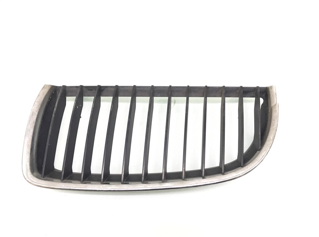 Решетка радиатора бу для BMW 3 E90/E91/E92/E93 2.0 i, 2007 г.