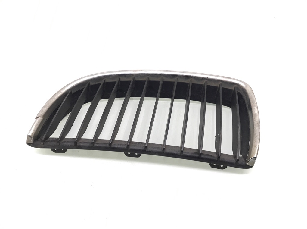Решетка радиатора бу для BMW 3 E90/E91/E92/E93 2.0 i,  2007 г.